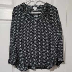 J. Jill Green and White Geometric Button Down Shirt